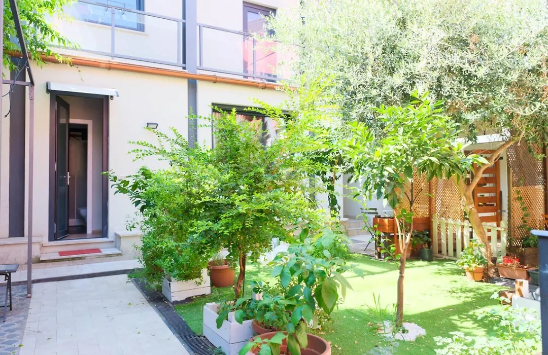 Il Giardino Dell'Argano Rosso-1